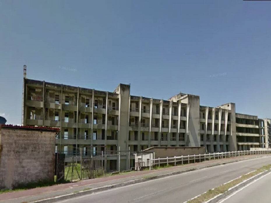 Justiça deu 90 dias para que hotel BRA seja demolido na Via Costeira - Foto: Reprodução