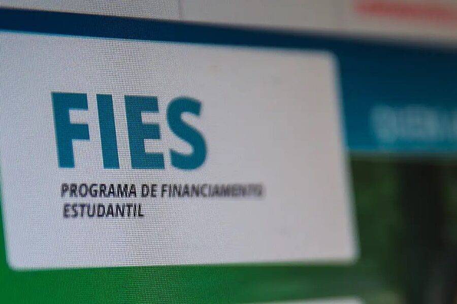 Dados da pasta mostram que, desde que foi lançado, em novembro do ano passado, o Desenrola Fies já beneficiou 283.577 estudantes. Foto: Agência Brasil