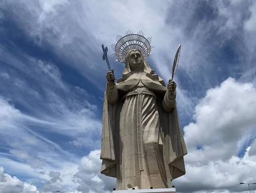 Estátua de Santa Rita de Cássia