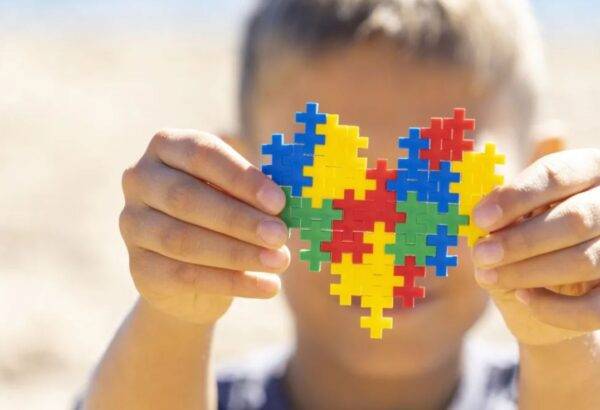 Projeto de lei prevê teste de autismo obrigatório em crianças com 2 anos - Foto: Reprodução