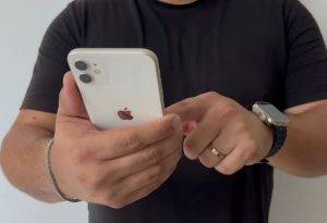 Pessoas devem devolver celulares que foram oriundos de furto ou roubo - Foto: Reprodução