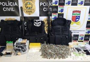 Objetos apreendidos pela polícia durante operação nesta quarta-feira (18) em Pipa - Foto: PCRN / Reprodução