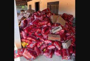 Carga de café roubada foi encontrada em granja na Grande Natal — Foto: PMRN/Divulgação