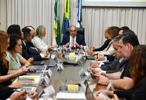 Prefeito Paulinho Freire comanda reunião do secretariado em Natal - Foto: Emanuel Amaral / Prefeitura do Natal