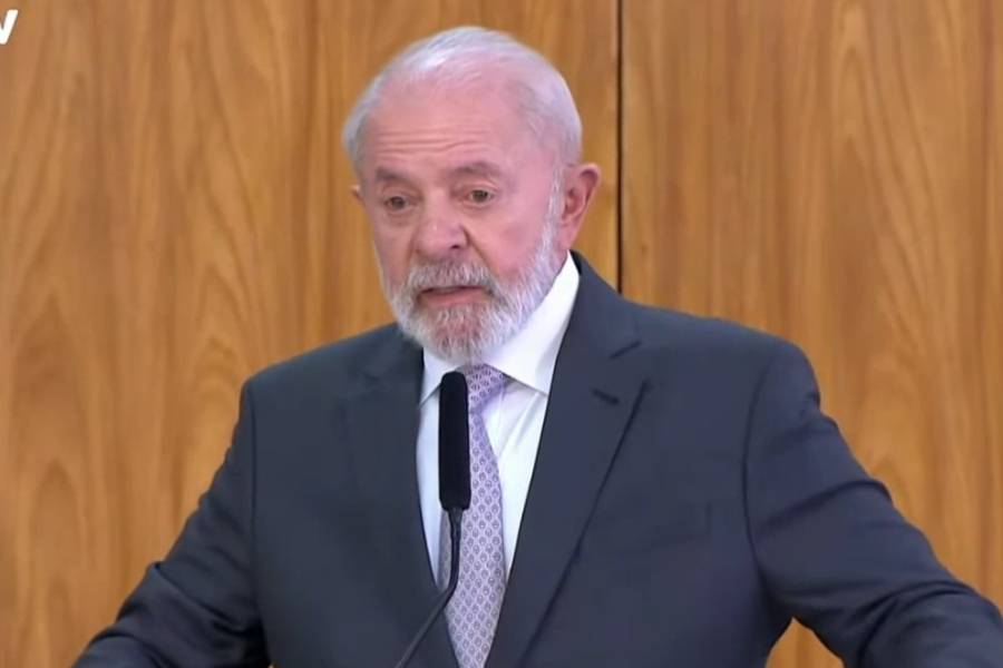 Presidente Luiz Inácio Lula da Silva (PT) em coletiva de imprensa no Palácio do Planalto - Foto: YouTube / Reprodução