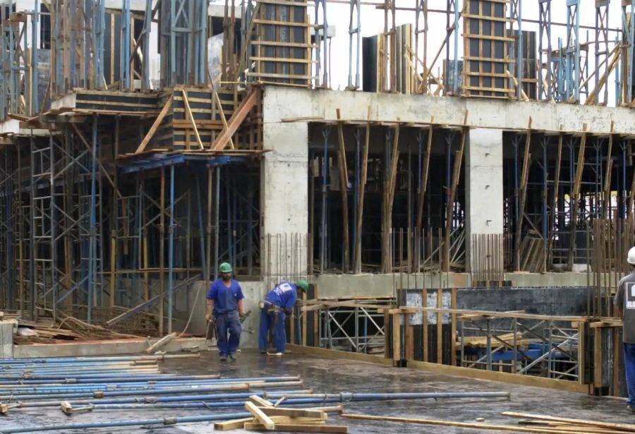 Concurso prevê vagas para engenheiros e outros profissionais que irão trabalhar na Secretaria de Saúde do RN - Foto: Antônio Cruz / Agência Brasil