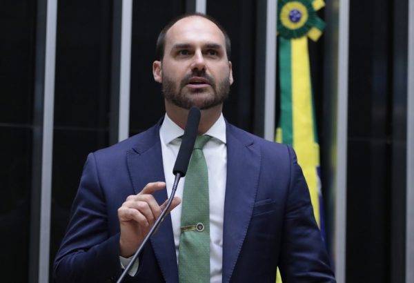 Deputado federal Eduardo Bolsonaro (PL-SP) em pronunciamento na Câmara dos Deputados - Foto: Vinicius Loures / Câmara