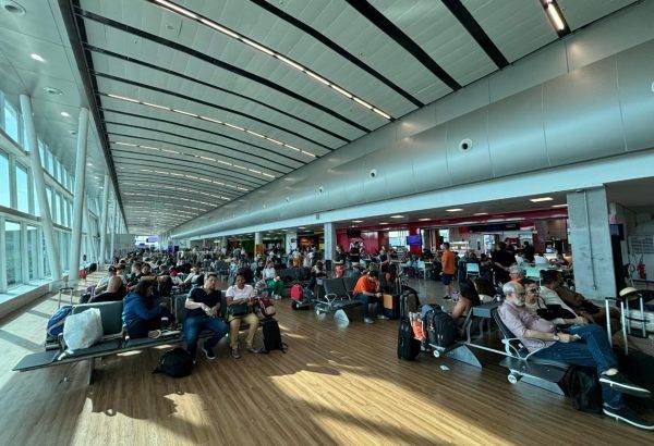 Sala de espera do Aeroporto Internacional Aluízio Alves, em São Gonçalo do Amarante - Foto: Zurich Airport / Reprodução