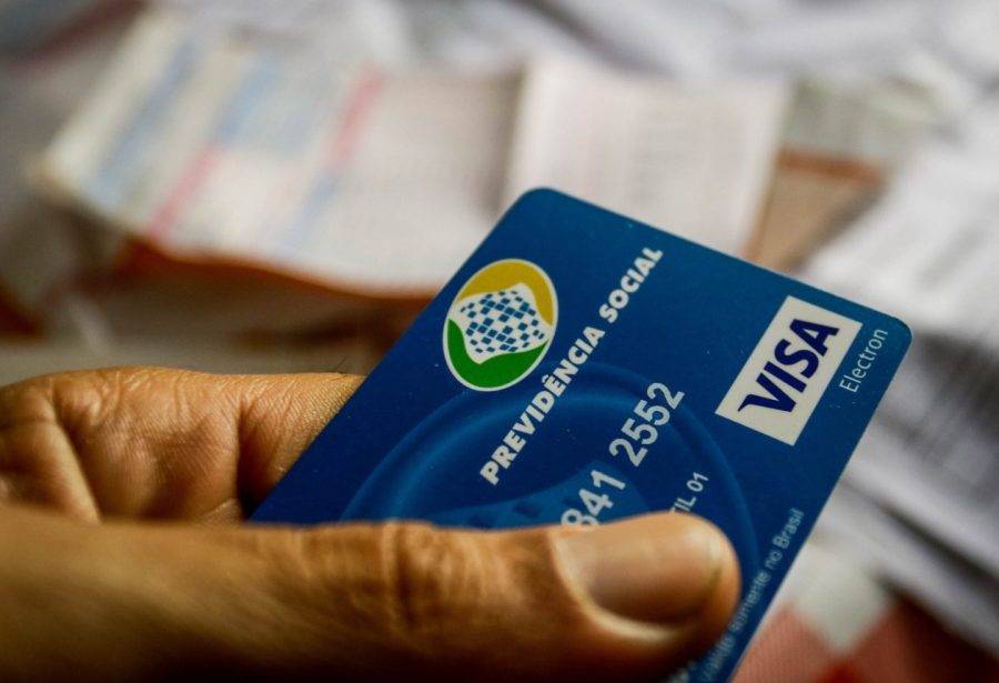 Pagamentos do 13º salário para aposentados e pensionistas serão antecipados em 2025 - Foto: Reprodução