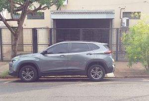 Carro em que criança foi esquecida nesta quarta-feira em São José do Rio Preto (SP) - Foto: Reprodução