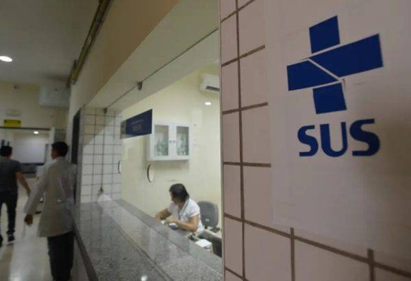 As compras para o Sistema Único de Saúde (SUS) serão feitas pelo Ministério da Saúde, via edital, no âmbito do PAC-Saúde. Fonte: Agência Brasil