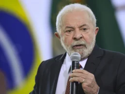 Lula irritado