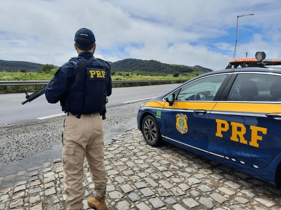 PRF prende dois homens por lesão corporal e importunação sexual em rodovia na Grande Natal