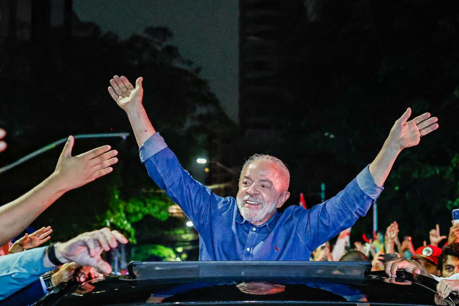 Lula reúne aliados e inicia articulações para reformular governo após reeleição